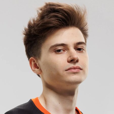 RAMZES666 reflete sobre a possibilidade de se tornar treinador de equipes de Dota 2