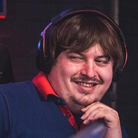 Dosia surpreende com nova aparência: cabelo clareado e pintado