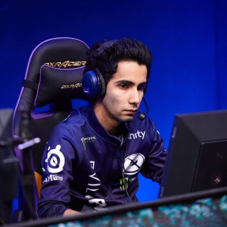 NS sobre SumaiL: Um dos jogadores mais únicos e lendários na história do Dota