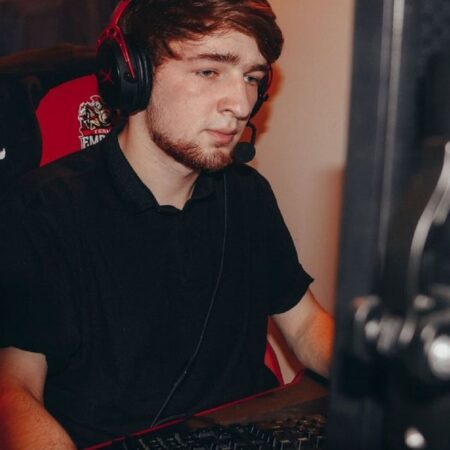 Cooman afirma que Dota 2 não é um jogo para mulheres