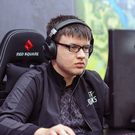 Petushara Sugere Mudanças para Impulsionar o Dota 2 Online: Seis Jogadores e Retorno do DPC