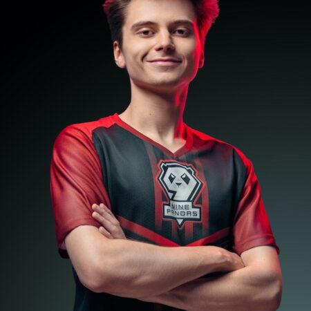 RAMZES666 revela seu maior salário no Dota 2