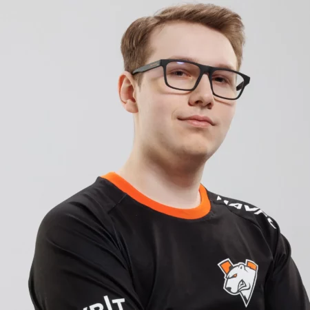 gpK~ Revela Segredos para se Tornar um Midlaner Forte no Dota 2