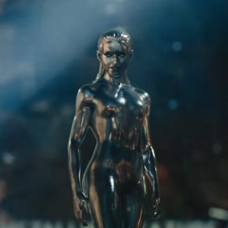 Versão Feminina do Surfista Prateado em Trailer de ‘Quarteto Fantástico’