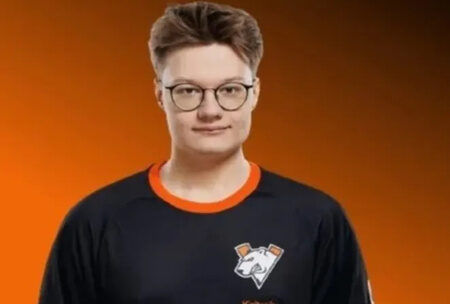 Kiritych novamente sem equipe no Dota 2