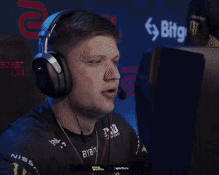S1mple responde a Nix apontando seus ganhos em premiações