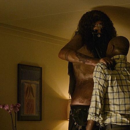 “Eles Estão Aqui!” Novas Edições 4K de Poltergeist Reavivam o Terror Clássico Para Colecionadores
