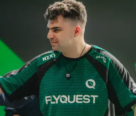 FlyQuest Grava Seu Nome na História: Campeão do Último LTA 2025 e Rumo ao Mundial!
